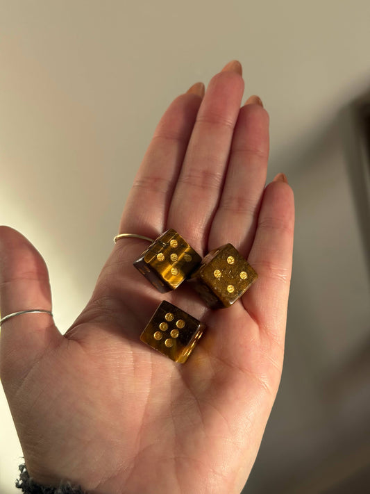 Tiger’s Eye Crystal Carved Dice – Mini Protective Stone Die