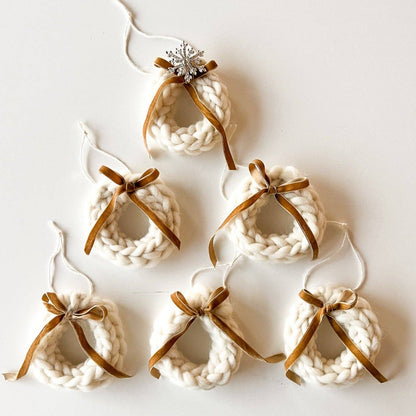 Holiday Wooly Wreath Ornament Kit (makes 5)